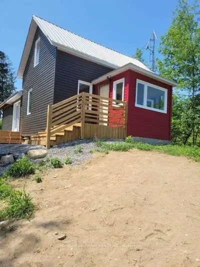 33 Bobcaygeon Road, Minden Hills, On K0m 2a0