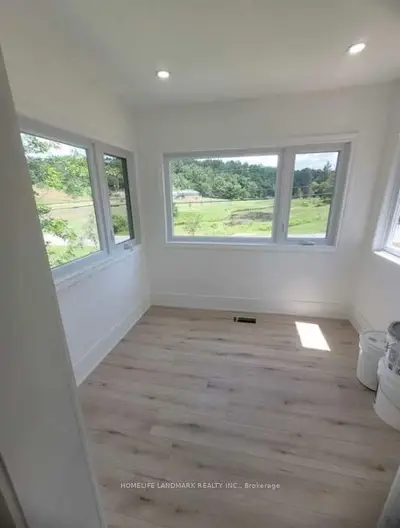 33 Bobcaygeon Road, Minden Hills, On K0m 2a0