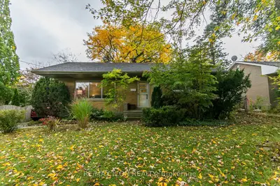 201 Dawson Street, Waterloo, On N2l 1s3