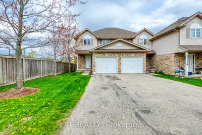 10 Fallowfield Drive 6, Kitchener, On N2c 0a4