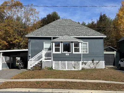 35 Cascade Street, Parry Sound, On P2a 1j8