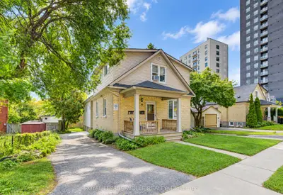 19 James Street, Waterloo, On N2j 2s8