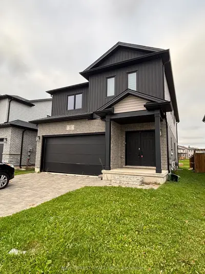 92 Middleton Avenue, London South, On N6l 0g1