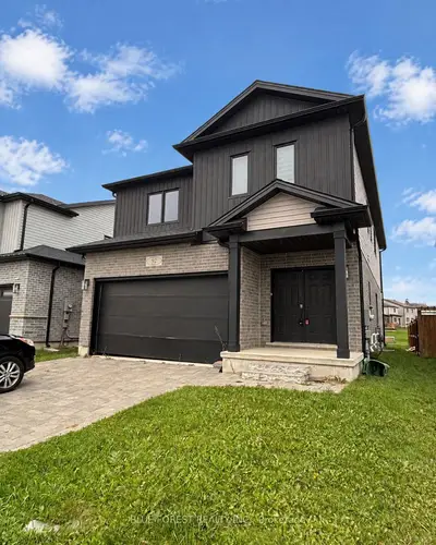 92 Middleton Avenue, London South, On N6l 0g1