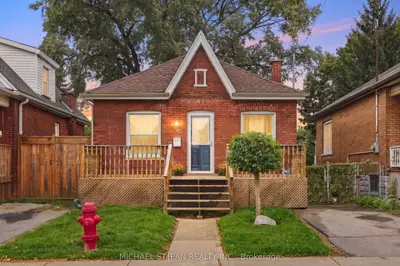 90 London Street N, Hamilton, On L8h 4b5