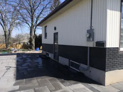8 Frederick Street #bsmt, St. Catharines, On L2s 2s2