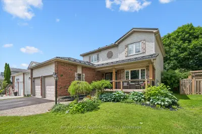 729 Woodhill Drive, Centre Wellington, On N1m 3m8