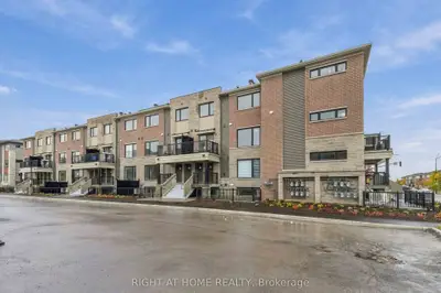 201 Glenroy Gilbert Drive, Barrhaven, On K2j 5g3