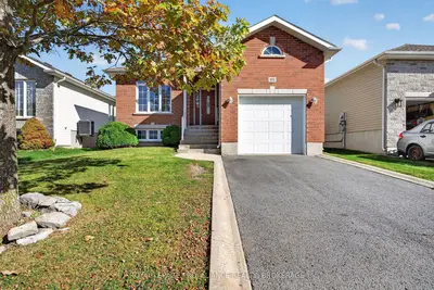 1132 Halifax Drive, Kingston, On K7p 0c5