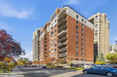375 LISGAR Street PH1, Ottawa Centre, ON K2P 0E3