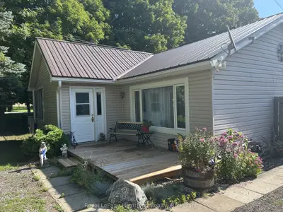 90 Mary Street, North Huron, On N0g 2w0