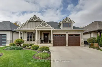 35 Royal Dornoch Drive, St. Thomas, On N5r 0k4