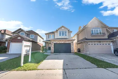 40 Yates Avenue, Cambridge, On N1p 0a3