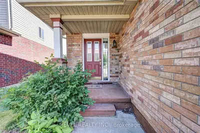 40 Yates Avenue, Cambridge, On N1p 0a3