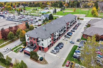 170 Rockhaven Lane 207, Hamilton, On L8b 1b5