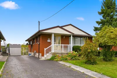 138 Luscombe Street, Hamilton, On L9a 2k3