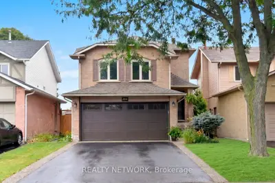 130 Charing Drive, Hamilton, On L8w 3b1