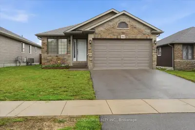 54 Aspen Drive, Quinte West, On K8v 0e2