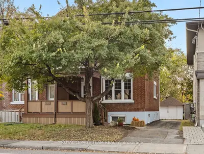 208 Holland Avenue, Tunneys Pasture And Ottawa West, On K1y 0y5