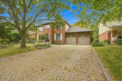 188 Hostein Drive, Hamilton, On L9g 3w5