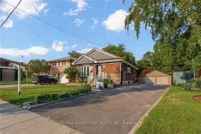 63 Hardale Crescent, Hamilton, On L8t 1x9