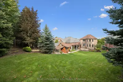 26 Frasson Drive, Guelph, On N1e 7j9