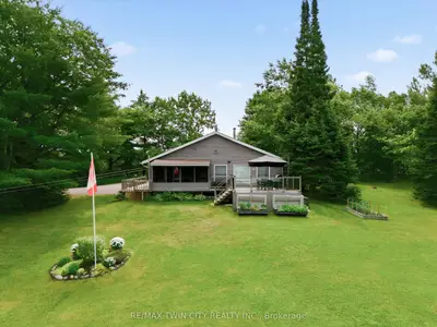 51 Mckellar Lake Road, Mckellar, On P0g 1c0