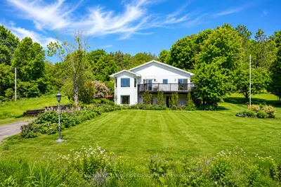 203 Santas Village Road, Bracebridge, On P1l 1w8