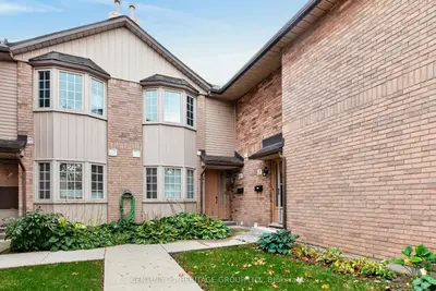 38 Elora Drive 15, Hamilton, On L9c 7l3
