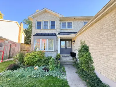 26 COLONIAL Crescent, London North, ON N6H 4X3