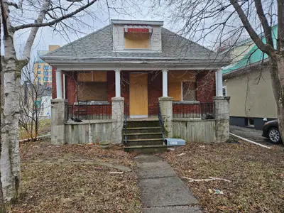 518 Albert Street, Kingston, On K7k 4m4