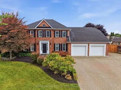 8004 Westminster Drive, Niagara Falls, On L2h 2z2