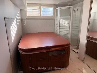 22 Seaton Place Drive, Hamilton, On L8e 3e5