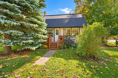 1601 GREENWAY Drive, North Middlesex, ON N0M 2K0