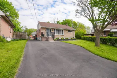 13 Beaucourt Place Upper, Hamilton, On L8s 2p8
