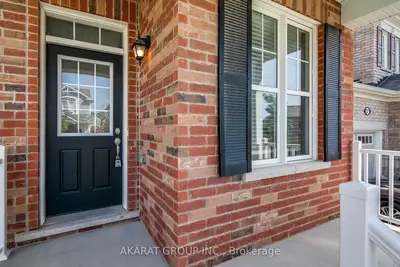 31 Pickett Place, Cambridge, On N3e 0b7