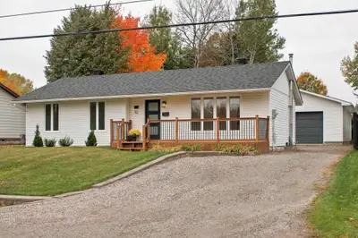 82 River Road, Sault Ste Marie, On P6a 6c7