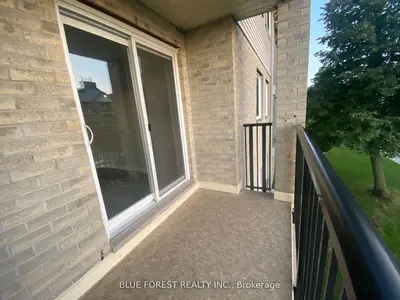 737 Deveron Crescent 201, London South, On N5z 4x9