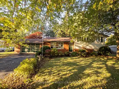 29 Runnymede Road, Port Colborne, On L3k 5c2