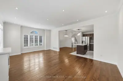 876 Golf Links Road 1, Hamilton, On L9k 1m7