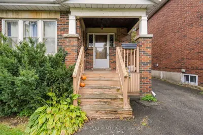 44 Dalewood Crescent, Hamilton, On L8s 4b6