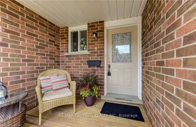 360 Cornridge Place 4, Waterloo, On N2t 2n9