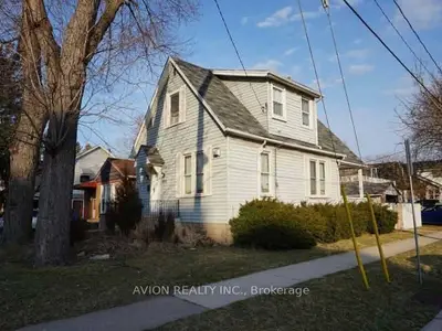 3095 Peter Street, Windsor, On N9c 1h2