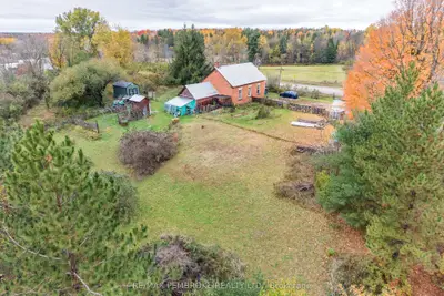 1279 Foy Road, Admaston/bromley, On K7v 3z5