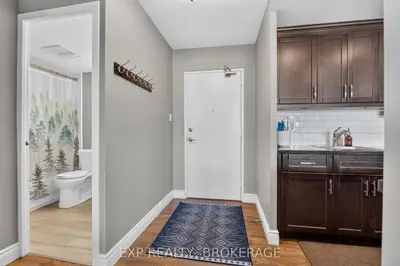 2 Mowat Avenue 202, Kingston, On K7m 1k1