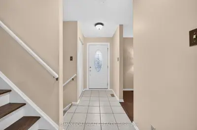 20 Tripp Crescent, Barrhaven, On K2j 1c6
