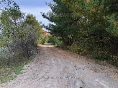 1380 Westport Road, Frontenac, On K0h 1t0