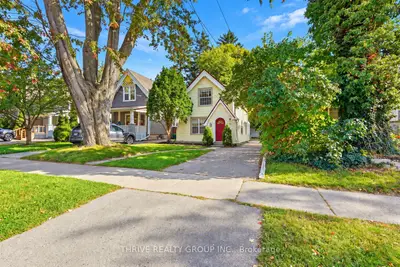 966 Colborne Street, London East, On N6a 4a6