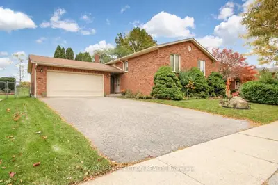 72 Lynden Hill Crescent, Brantford, On N3p 1r5