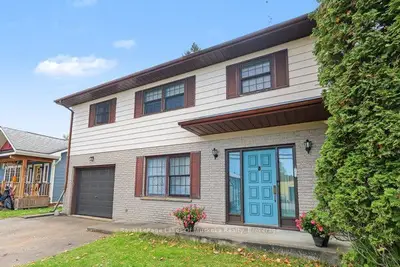 13 East Road, Lake Of Bays, On P0b 1a0